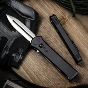 OTF straight out switchblade