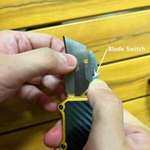 Box Cutter Carbon Fiber Utility Knife Blade Equipped With 5 Blades-Red