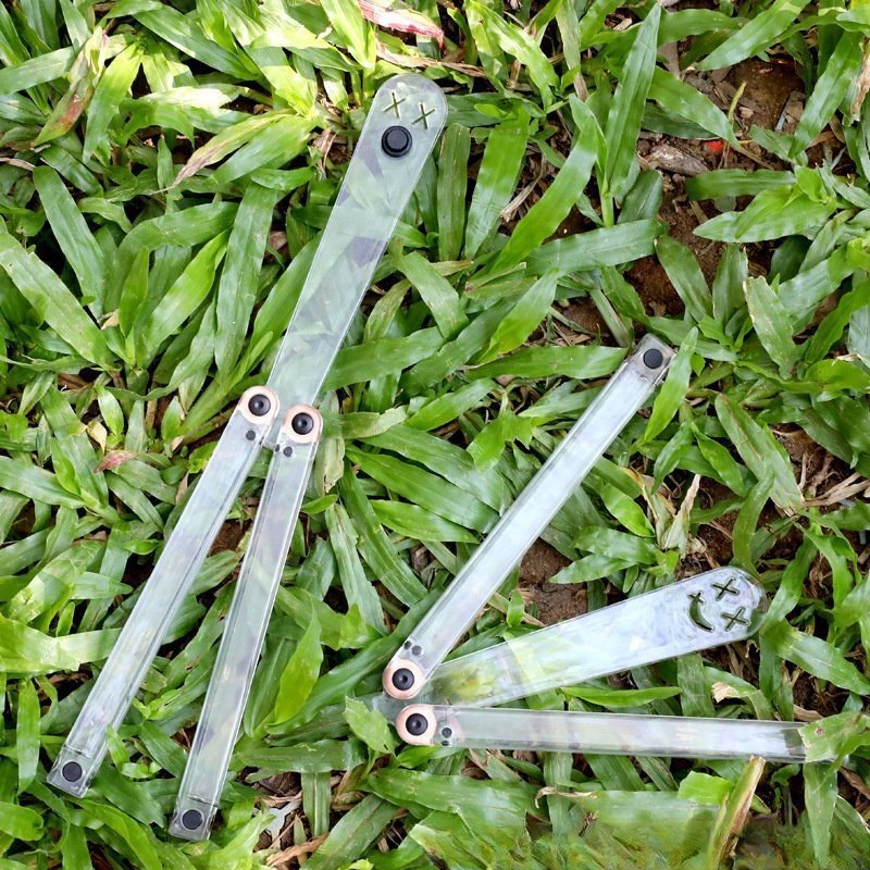 主图-03-1-2.jpg Transparent Butterfly Knife Uncut Training Knife Folding Knife Flinging Knife Plastic pc Squid Smiley Joker